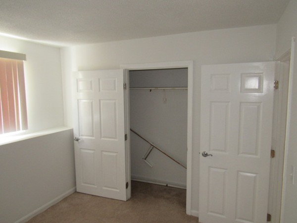 526 Third Street, Unit 4 Fall River, MA 02721 - Photo 7 of 11 a view of an empty room
