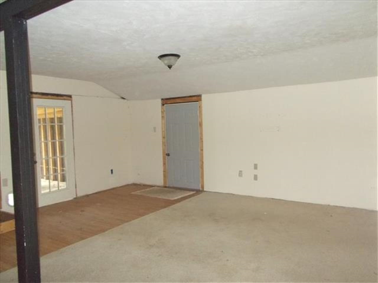 6566 Folsomville Road Boonville, IN 47601 - Photo 10 of 18
