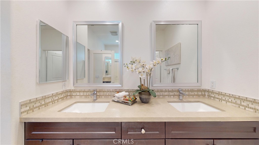10351 Diamond Pacoima, CA 91331 - Photo 41 of 43
