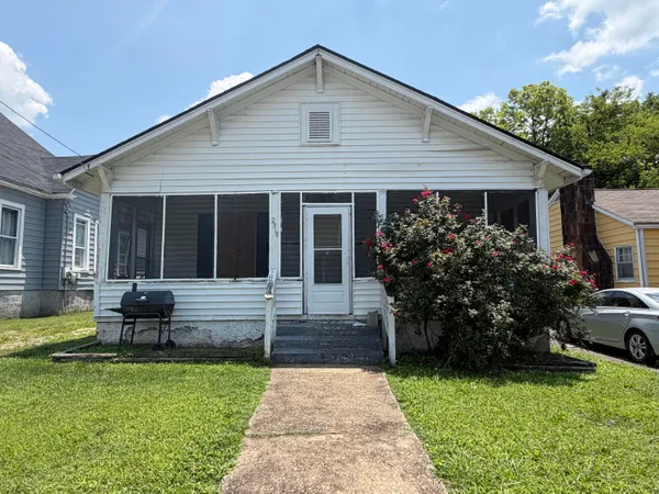 $99,900 | 2918 North Chamberlain Avenue, Chattanooga, TN 37406