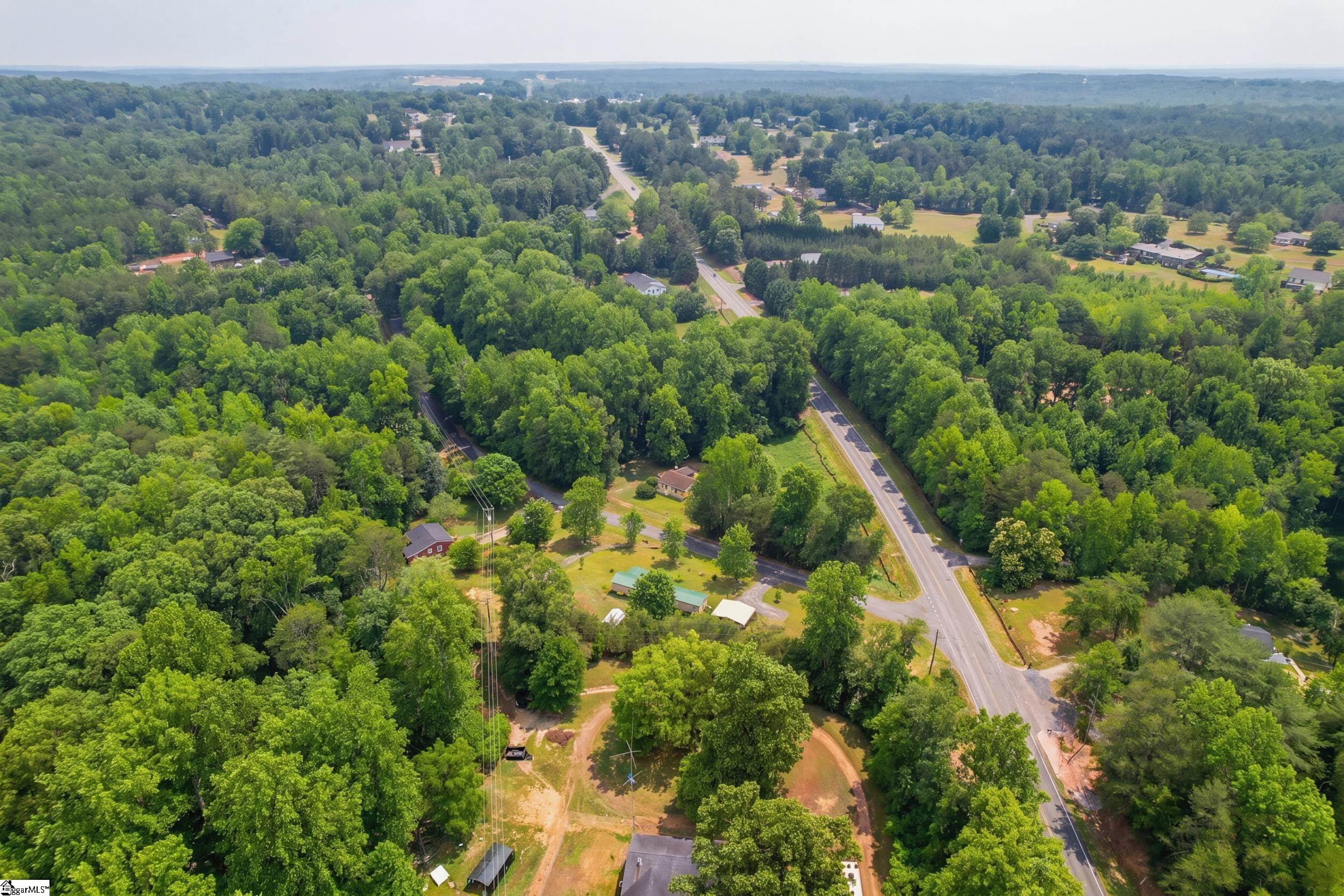 231 State Rd S-42-2985 Landrum, SC 29356 - Photo 27 of 30