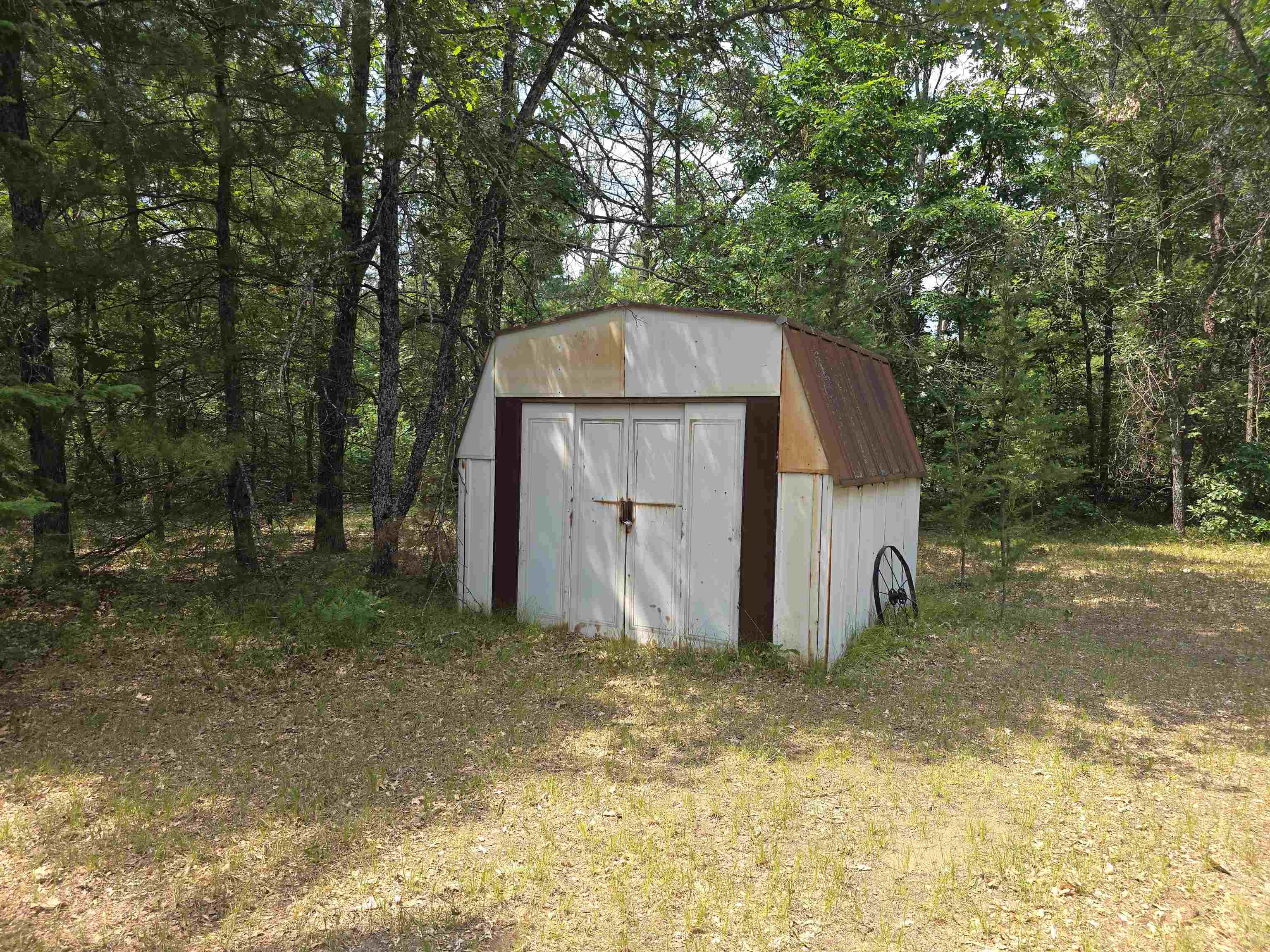 6670 Kemp Road Hale, MI 48739 - Photo 4 of 11 1947997-63ed9b46-4fae-4f6a-a9aa-7ef7e3b88fa9.JPG