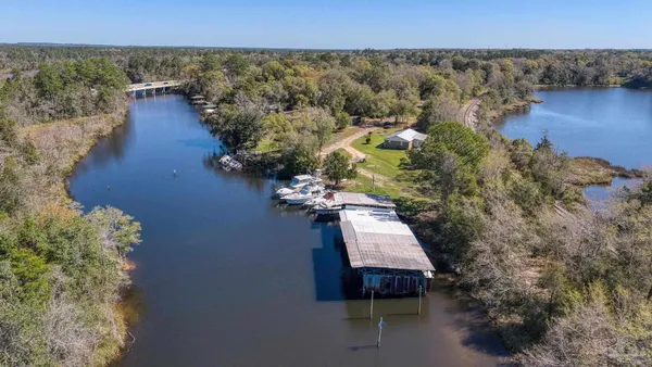 $615,000 | 7001 Old Spanish Trail, Milton, FL 32583