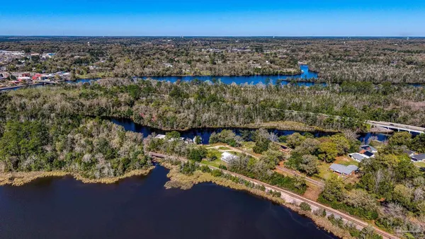 $615,000 | 7001 Old Spanish Trail, Milton, FL 32583