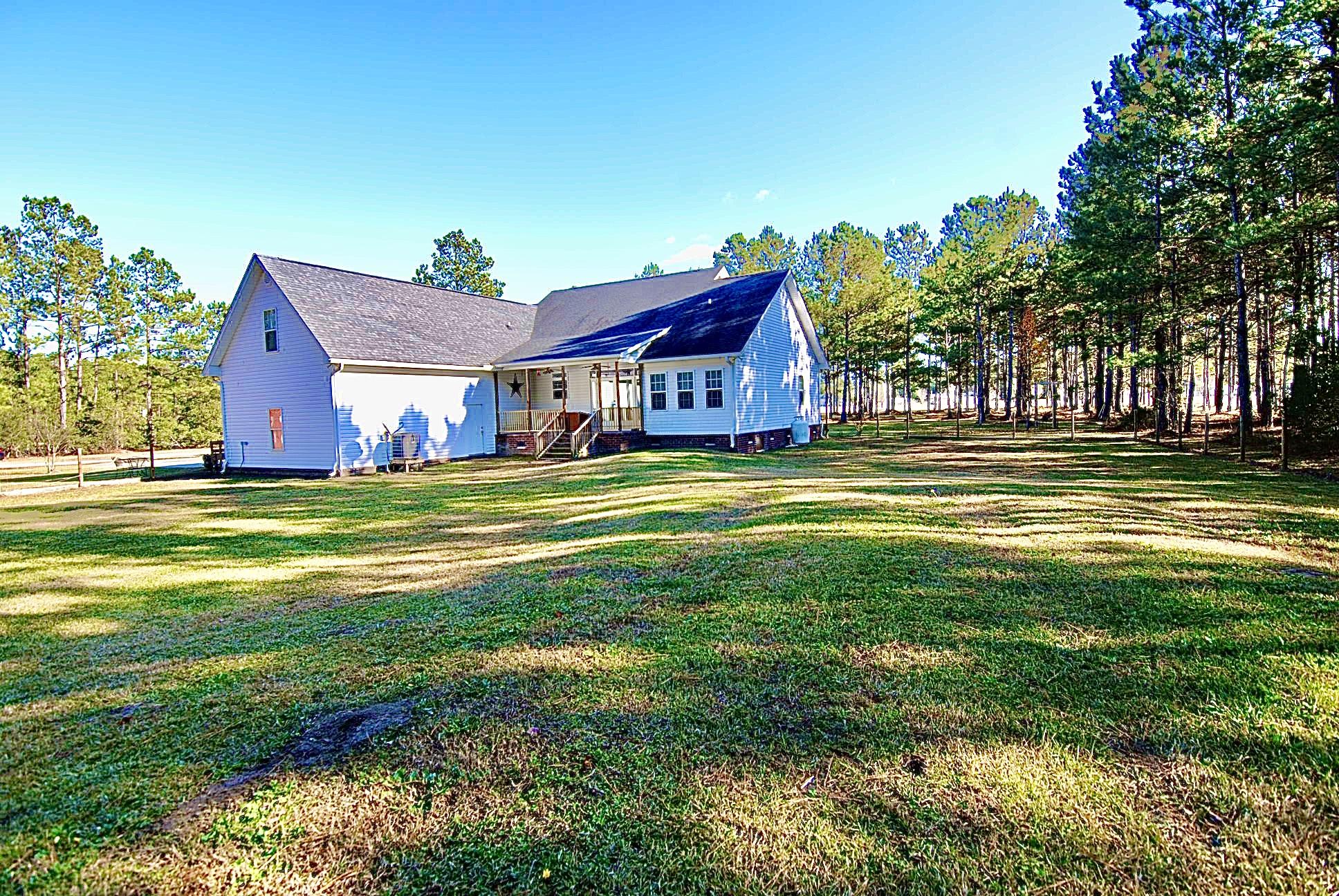 105 Mini-Farm Road Bonneau, SC 29431 - Photo 4 of 19 6131421B-CFA6-4DA1-A15D-40C6900663AD_1_2