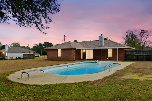 $289,000 | 1000 Heathrow Drive, Cantonment, FL 32533