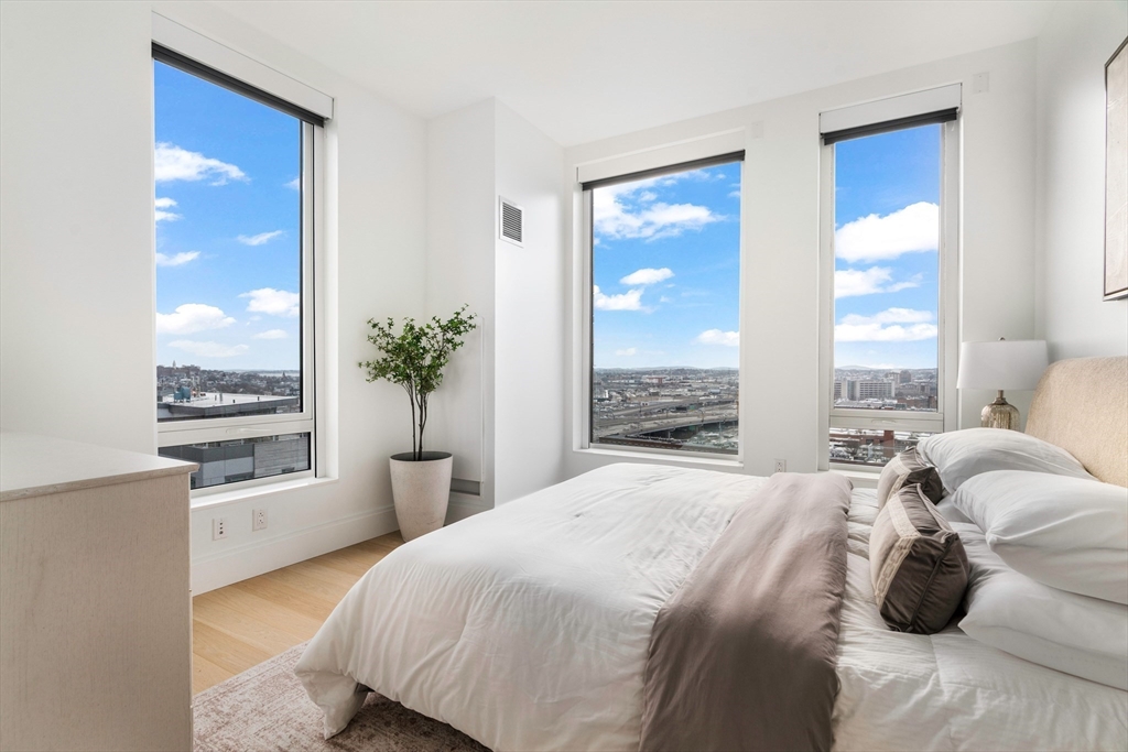 380 Harrison Avenue, Unit PH2B Boston, MA 02118 - Photo 23 of 40