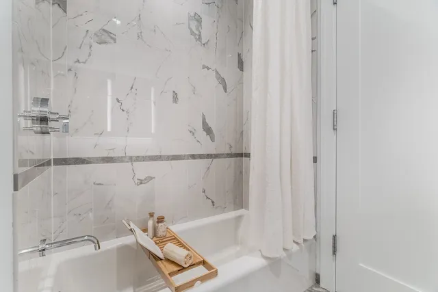 $2,175,000 | 380 Harrison Avenue, Unit PH2B, Boston, MA 02118