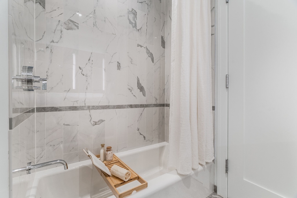 380 Harrison Avenue, Unit PH2B Boston, MA 02118 - Photo 25 of 40