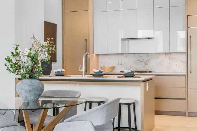 $2,175,000 | 380 Harrison Avenue, Unit PH2B, Boston, MA 02118