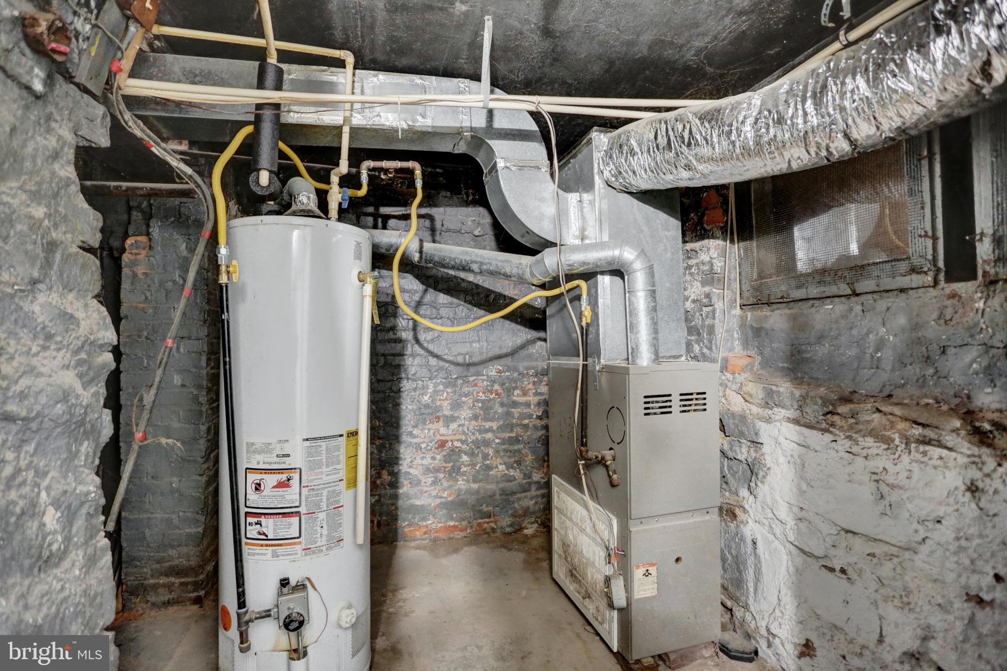 1501 North Payson Street Baltimore, MD 21217 - Photo 32 of 41 Utility Room