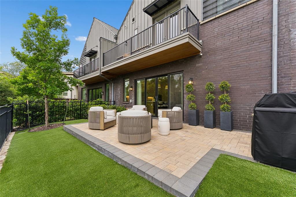 3922 Redding Row Dallas, TX 75220 - Photo 32 of 35