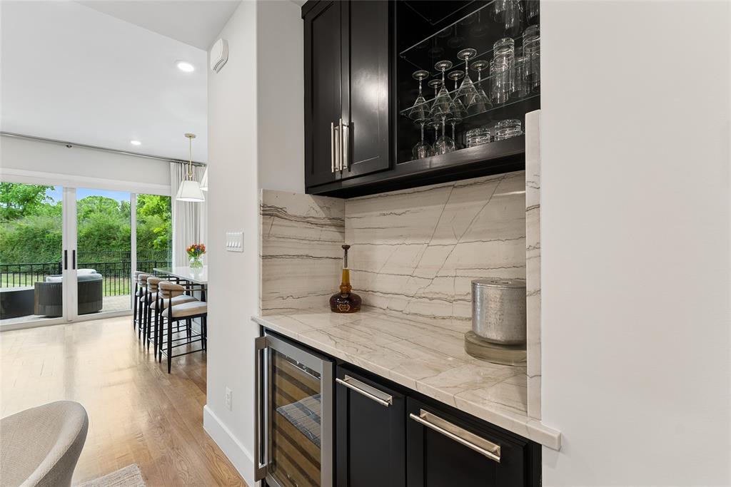 3922 Redding Row Dallas, TX 75220 - Photo 9 of 35