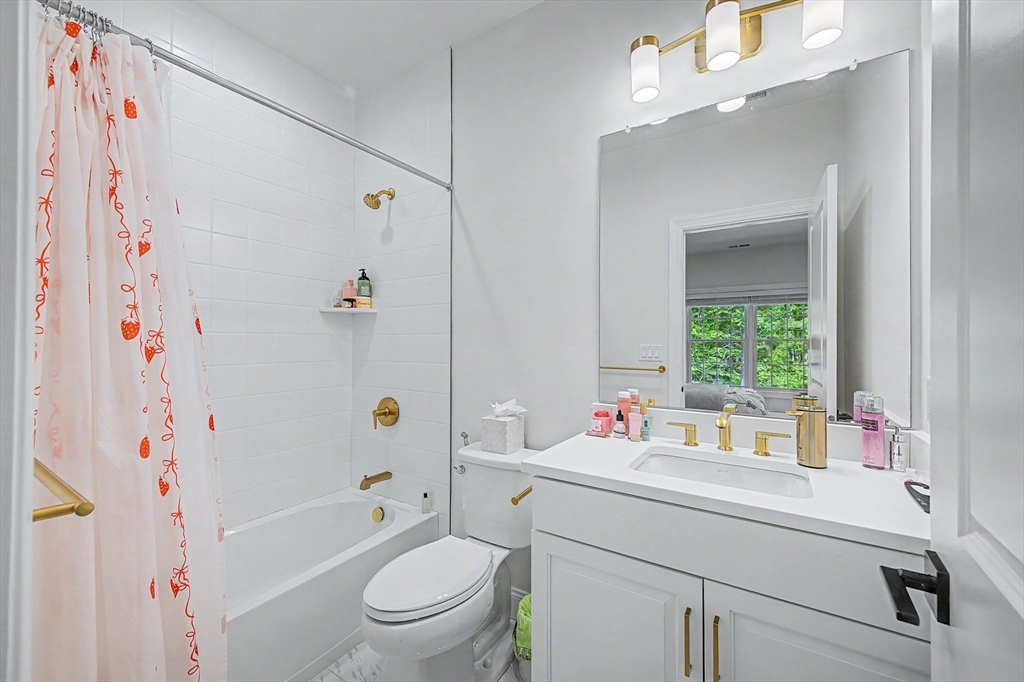 51 Chamberlain Street Hopkinton, MA 01748 - Photo 27 of 39