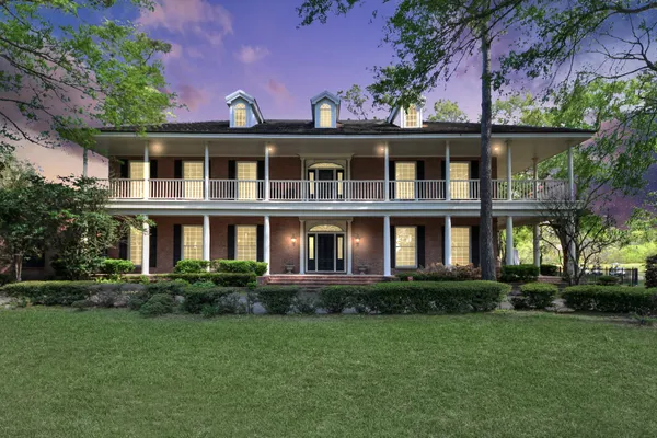 $799,990 | 17022 Northgate Forest Drive, Houston, TX 77068