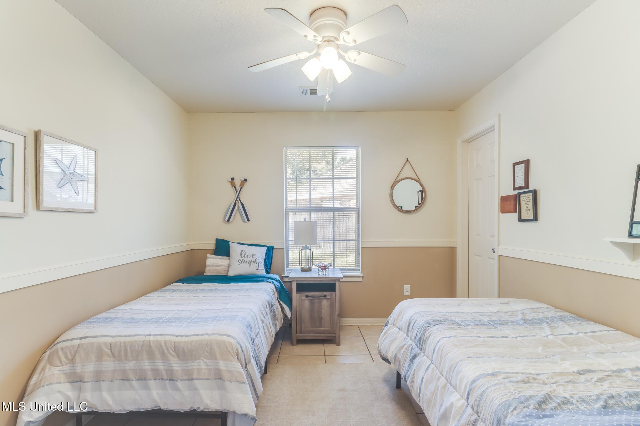 2558 Rue Palafox Biloxi, MS 39531 - Photo 16 of 26 IMG_1774