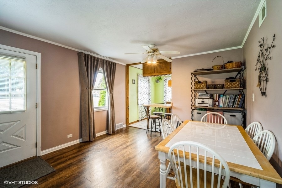 26W414 Geneva Road Carol Stream, IL 60188 - Photo 6 of 16