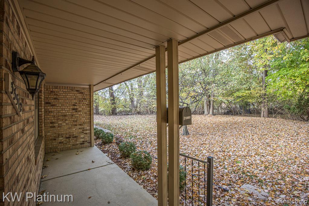 33512 Meldrum Street Chesterfield, MI 48047 - Photo 2 of 20