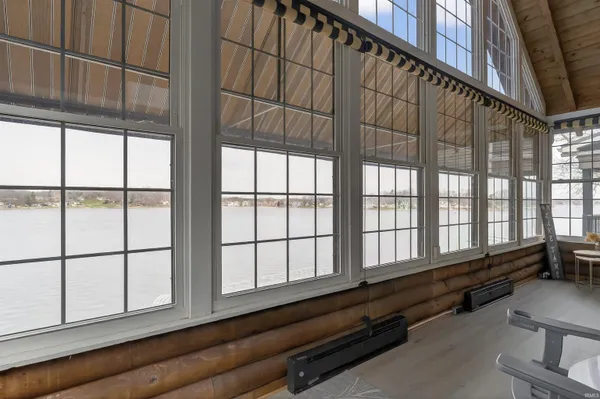 $790,000 | 555 Ln 221B Hamilton Lake, Hamilton, IN 46742