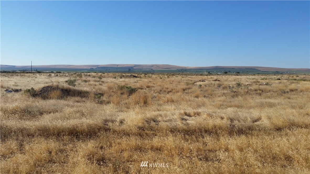 19747 Southwest 2.6 Road Quincy, WA 98848 - Photo 1 of 4 Gallery Image 1