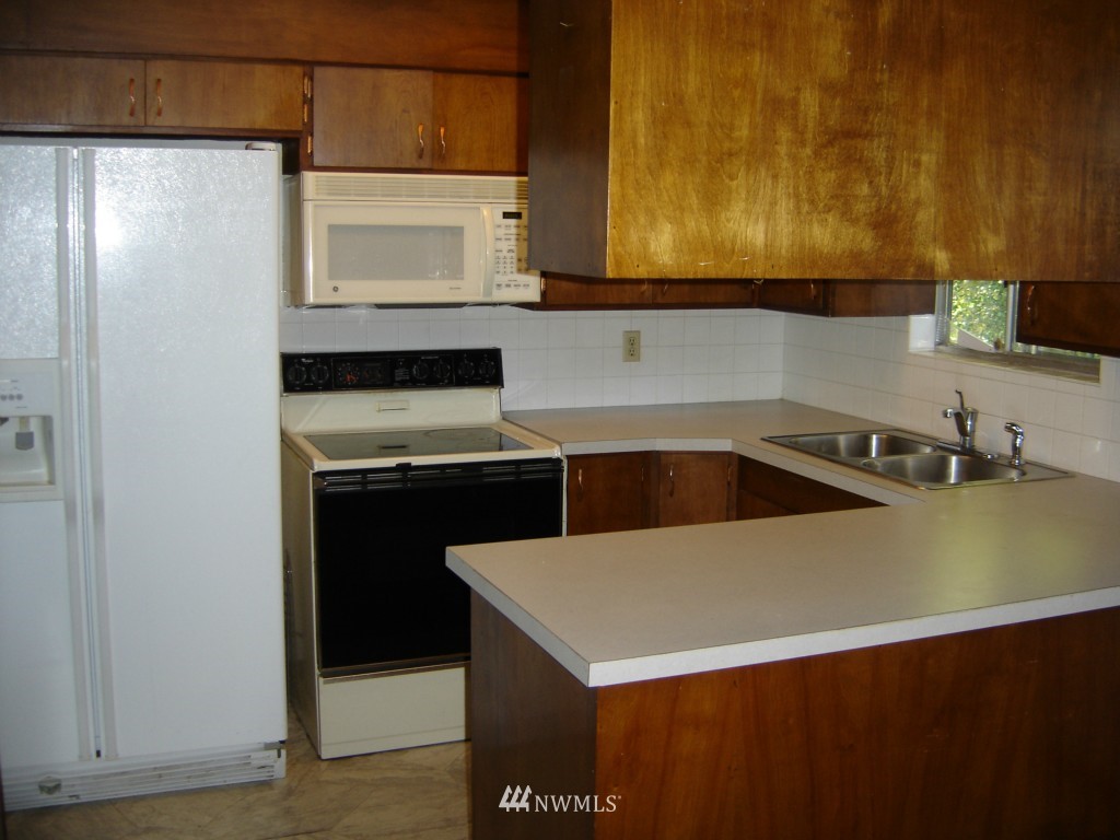 3211 McLeod Road Bellingham, WA 98225 - Photo 5 of 15 Gallery Image 5