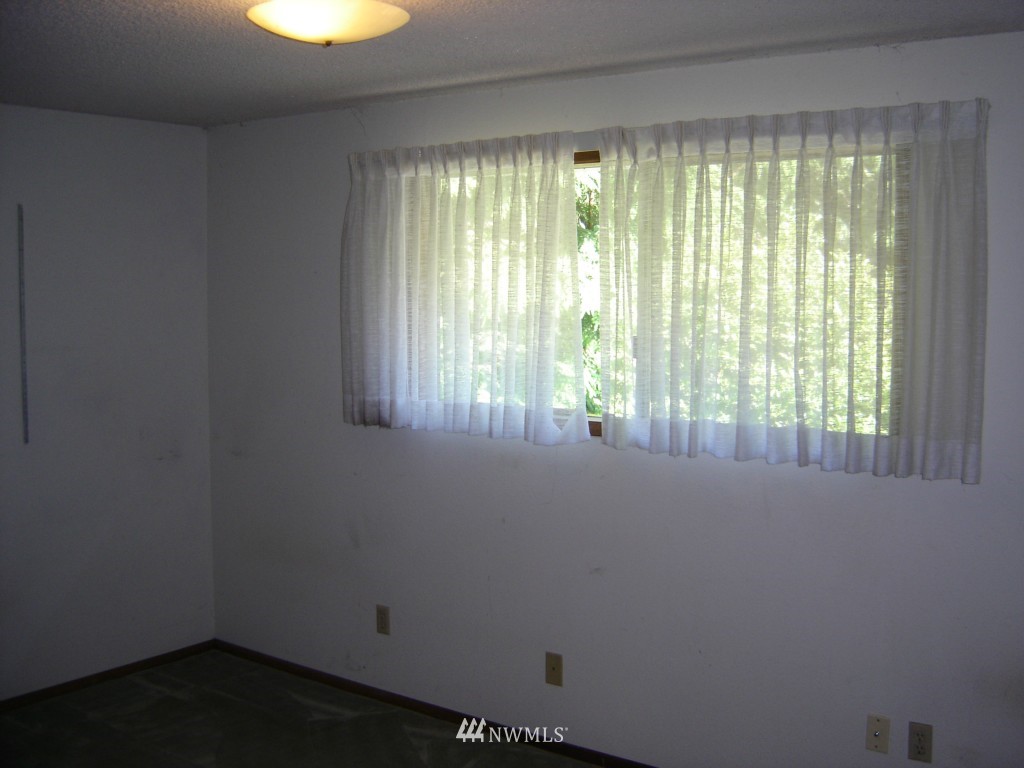 3211 McLeod Road Bellingham, WA 98225 - Photo 9 of 15 Gallery Image 9
