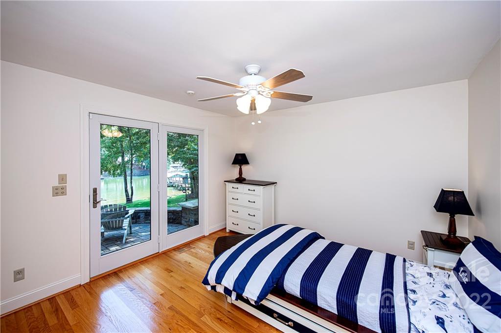 7157 Signer Road Charlotte, NC 28278 - Photo 28 of 35 Gallery Image 28
