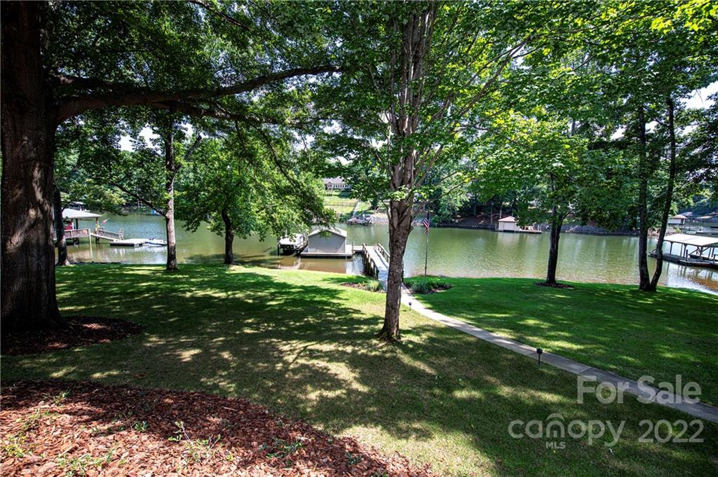 7157 Signer Road Charlotte, NC 28278 - Photo 30 of 35 Gallery Image 30