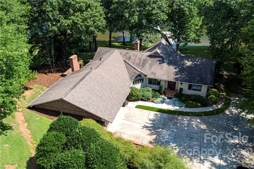 7157 Signer Road Charlotte, NC 28278 - Photo 3 of 35 Gallery Image 3