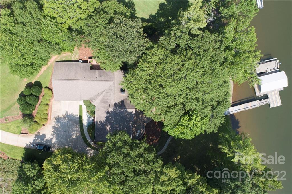 7157 Signer Road Charlotte, NC 28278 - Photo 4 of 35 Gallery Image 4