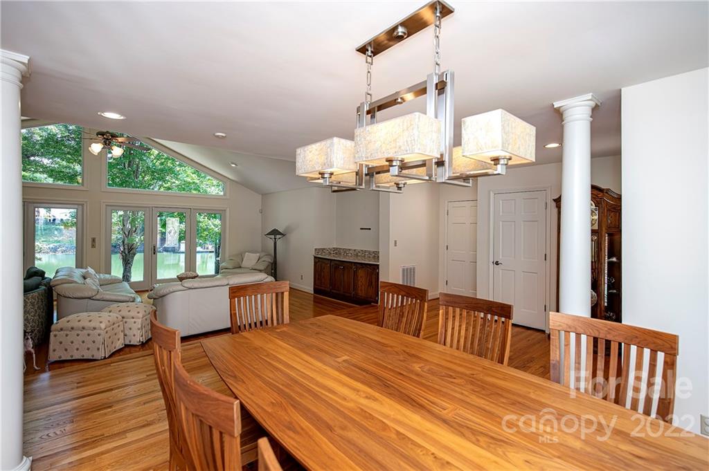 7157 Signer Road Charlotte, NC 28278 - Photo 8 of 35 Gallery Image 8