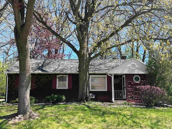 $253,000 | 1620 North Graceland Avenue, Appleton, WI 54911