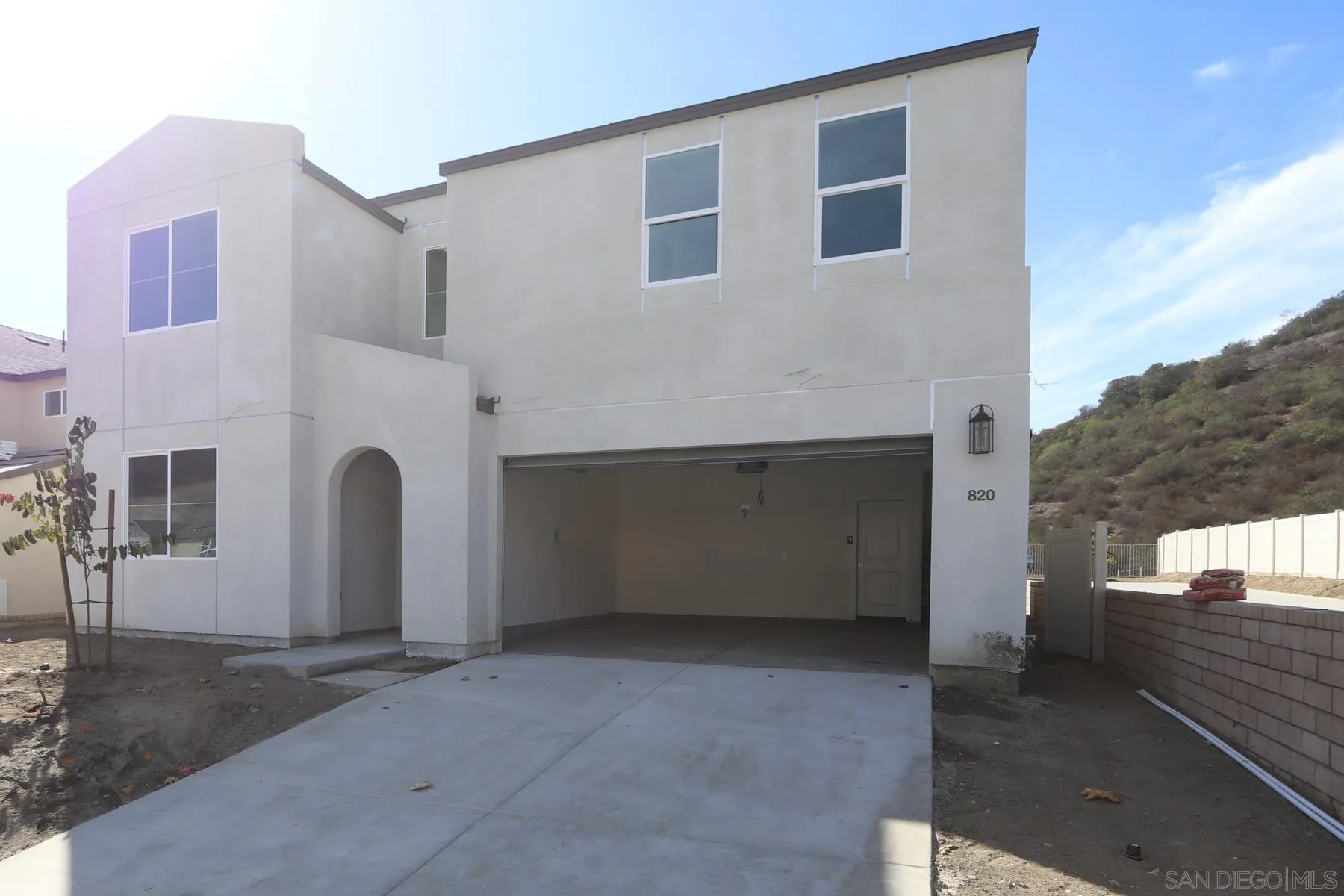 820 Meadowood Street Fallbrook, CA 92028 - Photo 4 of 5