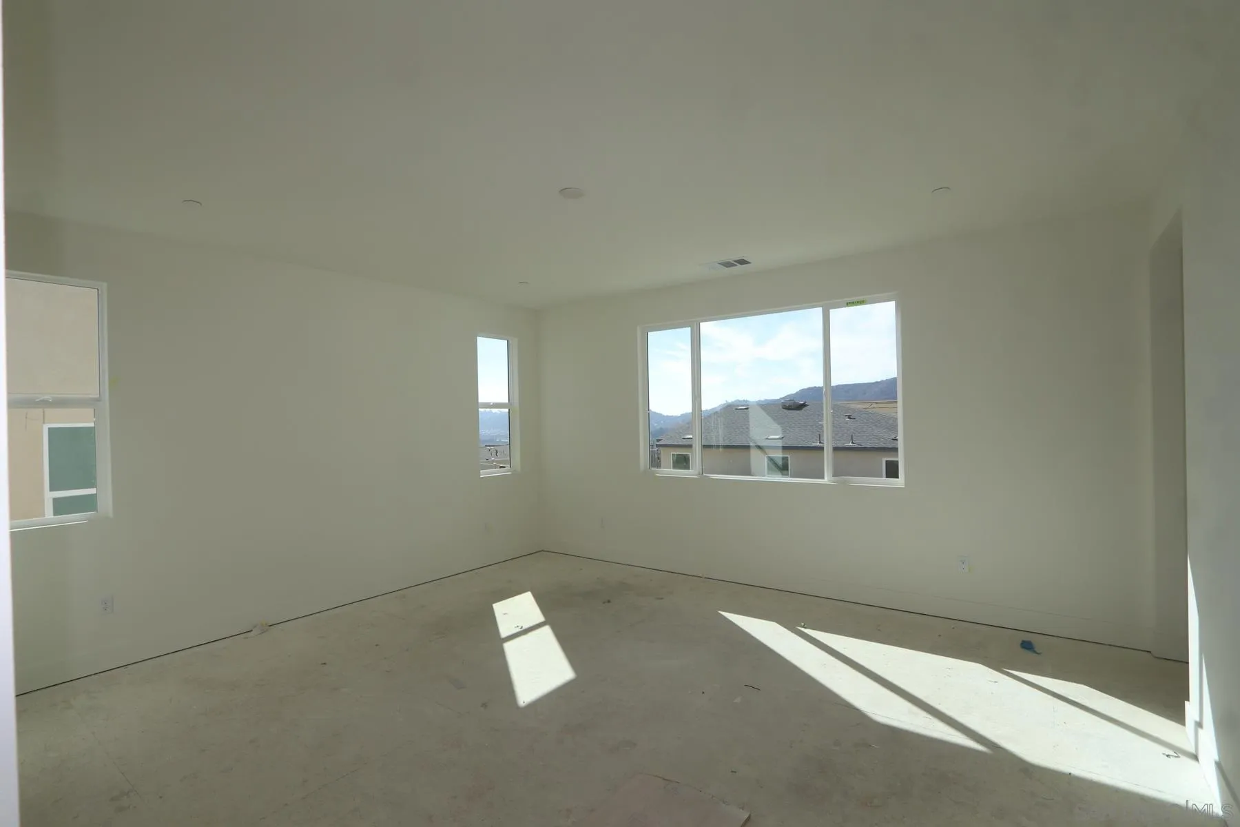 820 Meadowood Street Fallbrook, CA 92028 - Photo 5 of 5