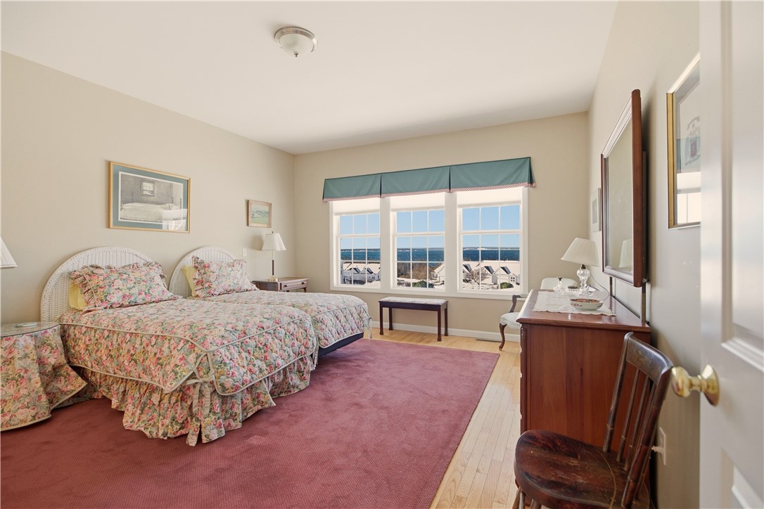 219 Rolling Hill Road, Unit 219 Portsmouth, RI 02871 - Photo 19 of 40