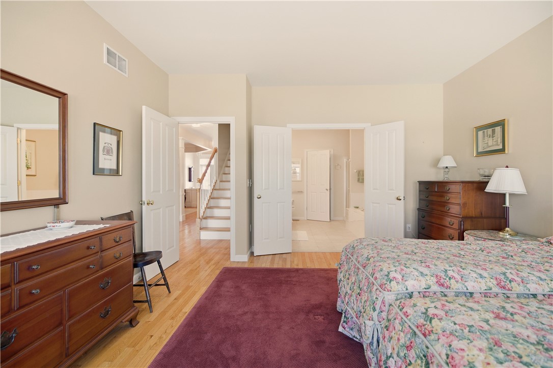 219 Rolling Hill Road, Unit 219 Portsmouth, RI 02871 - Photo 22 of 40