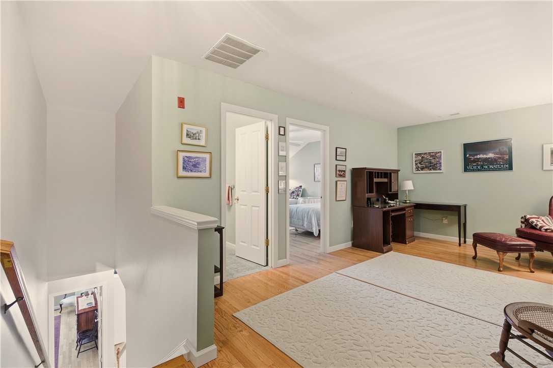 219 Rolling Hill Road, Unit 219 Portsmouth, RI 02871 - Photo 27 of 40