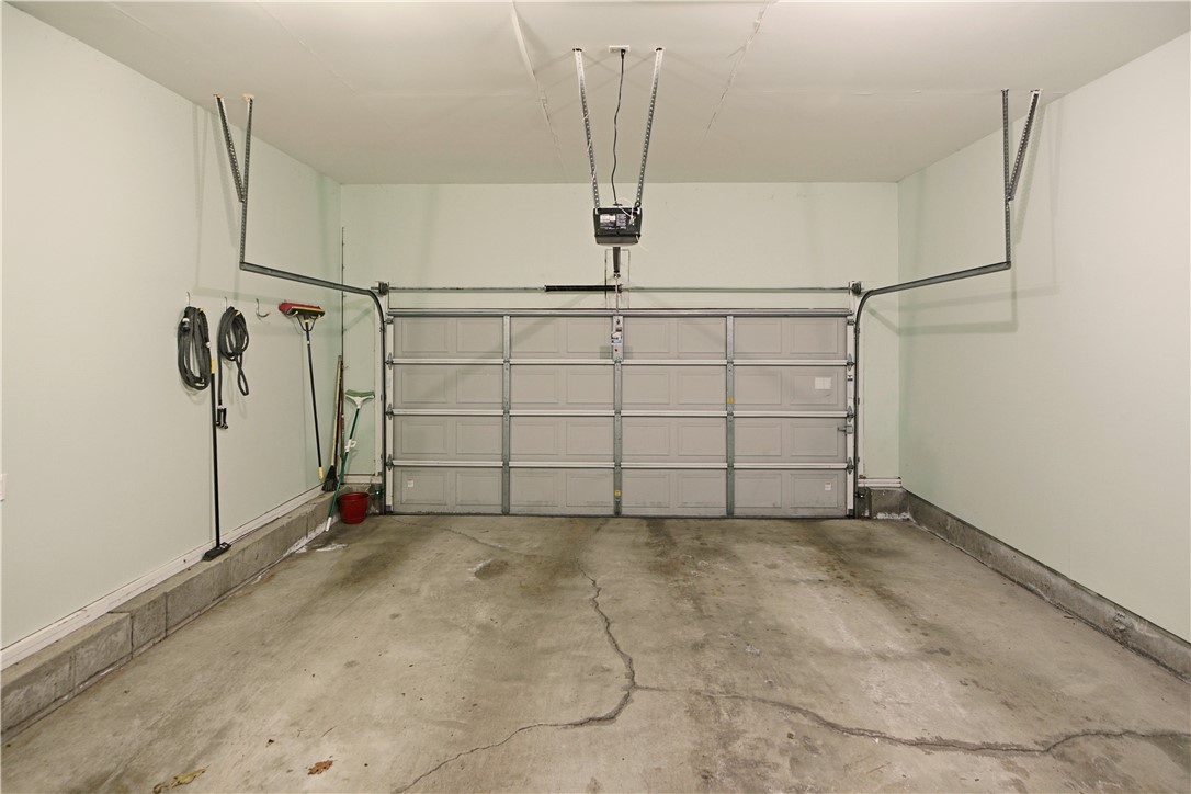 219 Rolling Hill Road, Unit 219 Portsmouth, RI 02871 - Photo 37 of 40