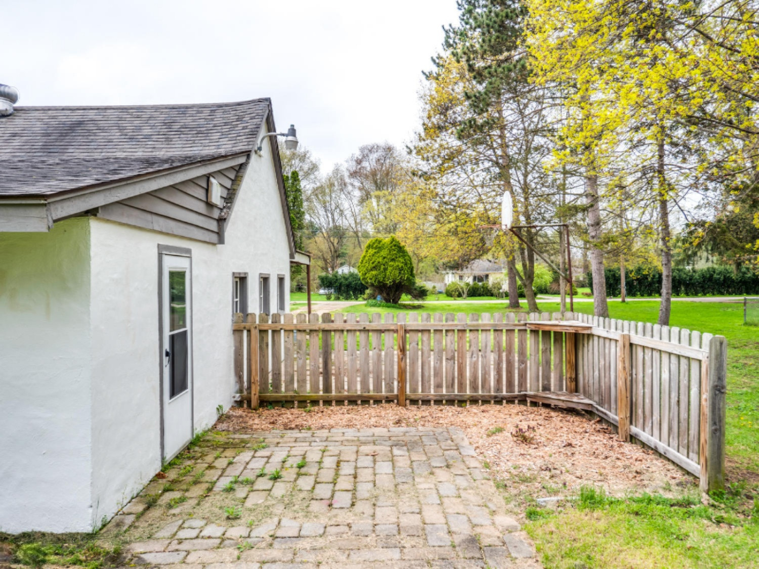 455 Elliot Road Kalamazoo, MI 49048 - Photo 31 of 36 P1199948_fused