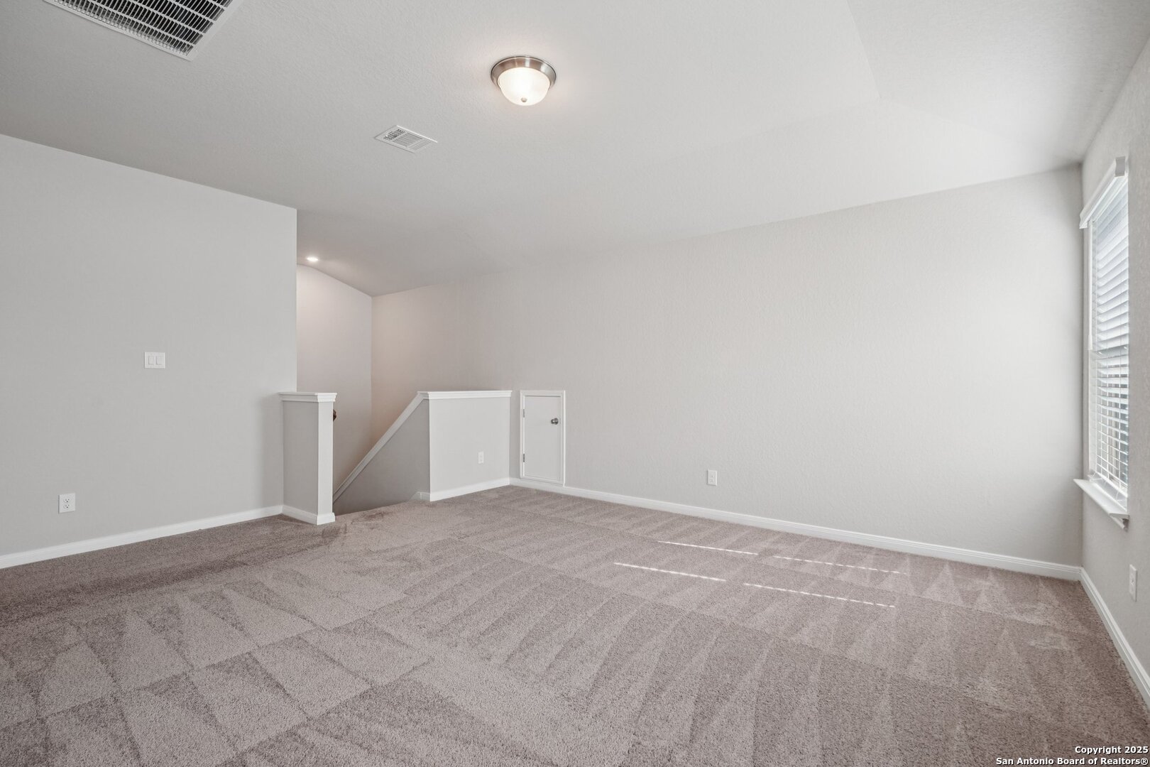 3311 Junction Bay Converse, TX 78109 - Photo 36 of 50 a view of an empty room