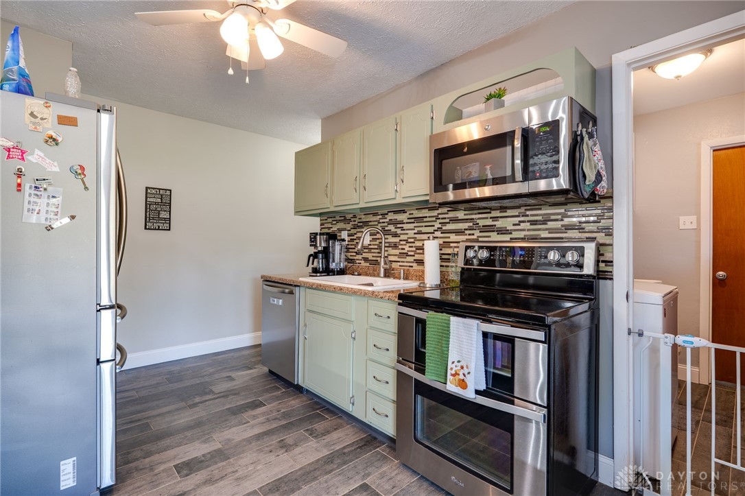 3073 Santa Rosa Drive Kettering, OH 45440 - Photo 14 of 45