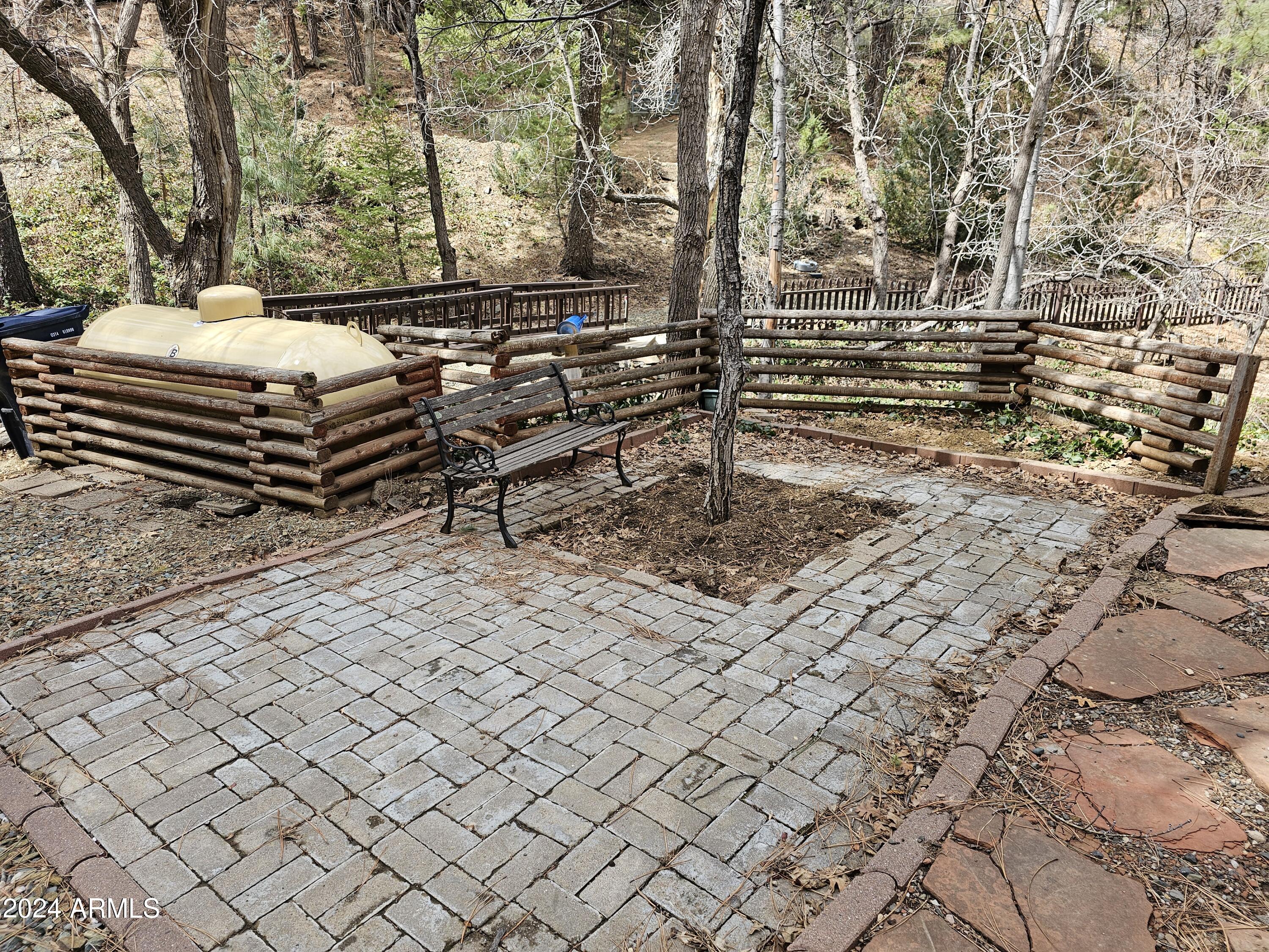 8325 South Breezy Pine Road Mayer, AZ 86333 - Photo 6 of 33 1000014314