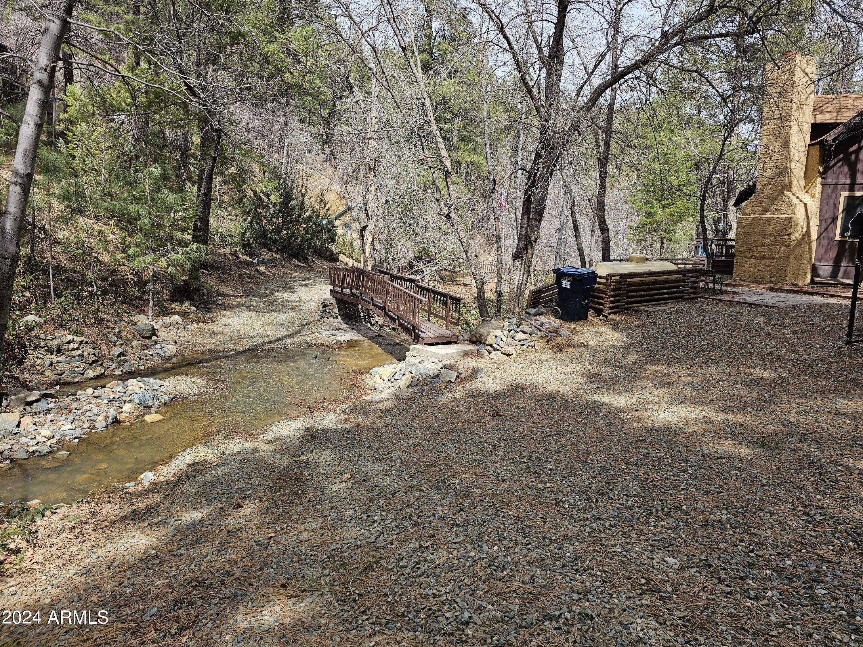 8325 South Breezy Pine Road Mayer, AZ 86333 - Photo 10 of 33 1000014303