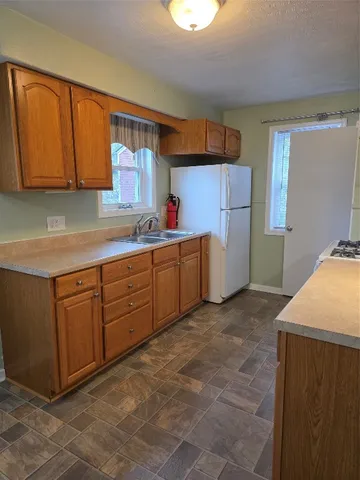 $165,000 | 27 Rossmore Place, Binghamton, NY 13904