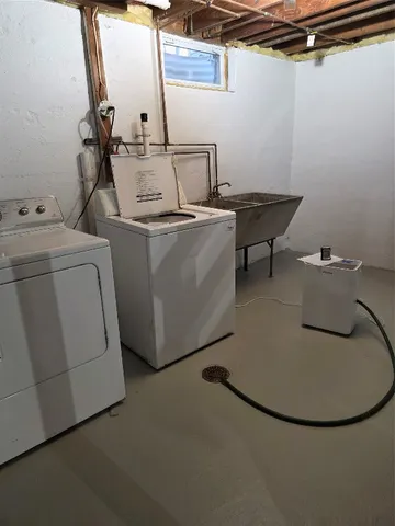 $165,000 | 27 Rossmore Place, Binghamton, NY 13904