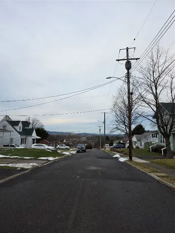 $165,000 | 27 Rossmore Place, Binghamton, NY 13904