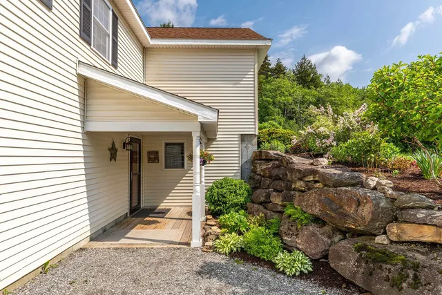 $859,000 | 1166 Vermont Rte 100, Weston, VT 05161