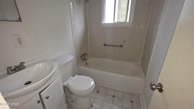 $350,000 | 1514 Delaware Avenue, Lynn Haven, FL 32444