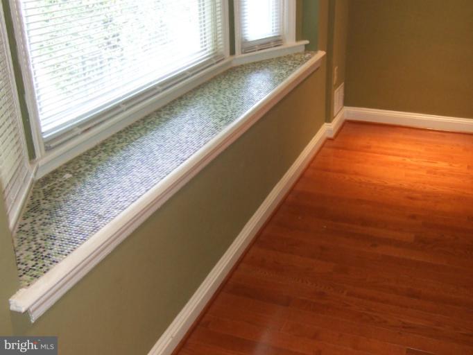 3205 Dorithan Road Baltimore, MD 21215 - Photo 5 of 18 Bay Window