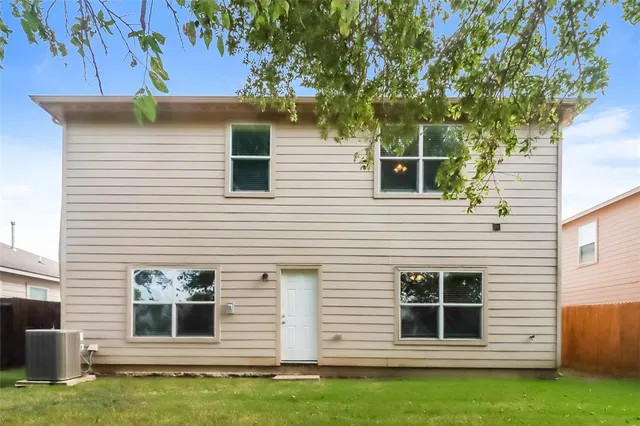 $2,450 | 321 Misty Mountain Drive, Fort Worth, TX 76140